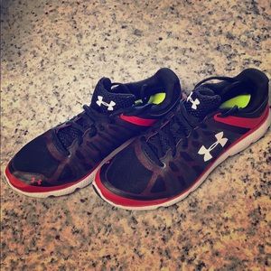 Under armor men’s shoes